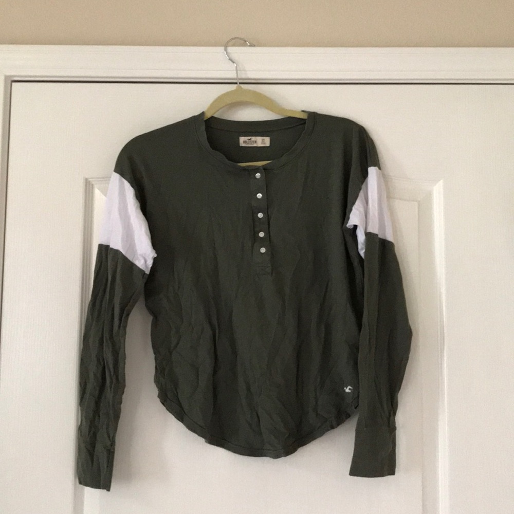 long sleeve t-shirt